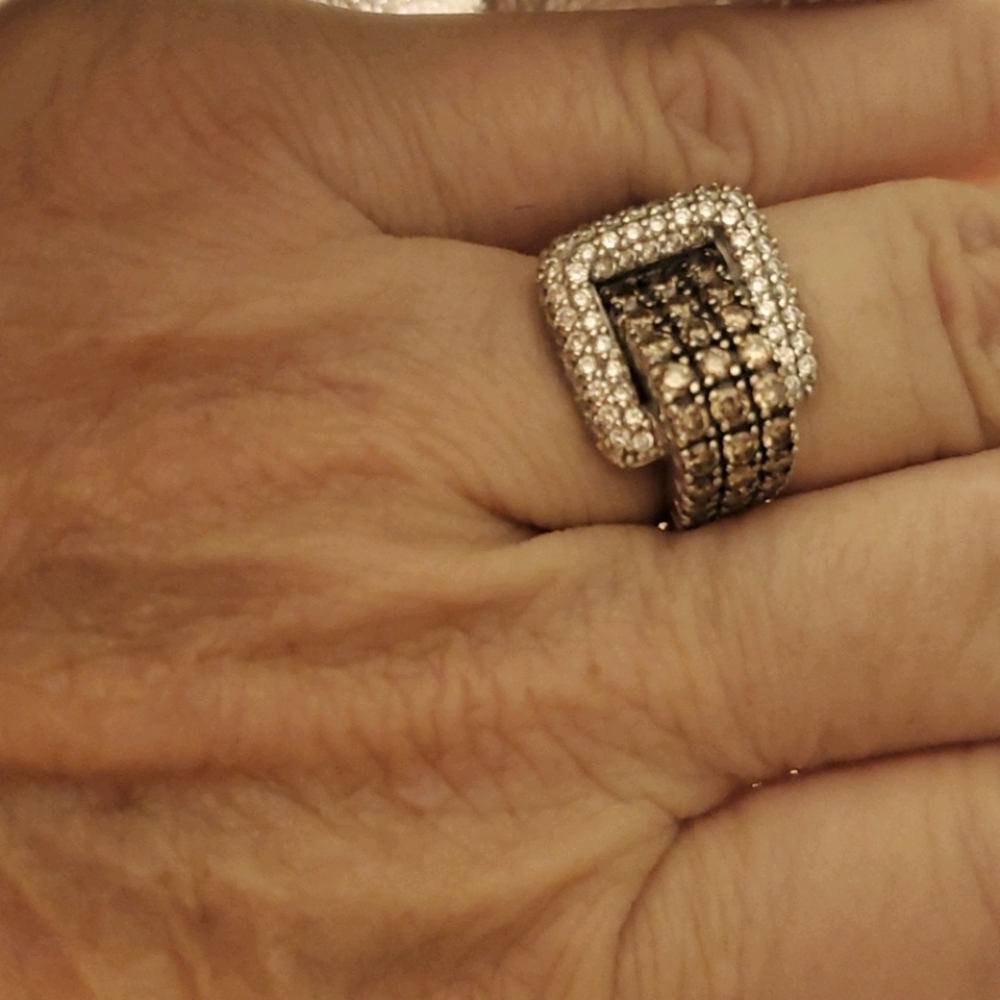 Levian 2 1.5 cts  buckle ring